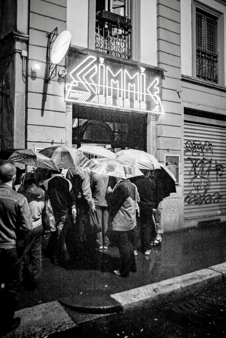Scimmie, Milano 2006. Coda per concerto di Paolo Fresu. © Roberto Cifarelli